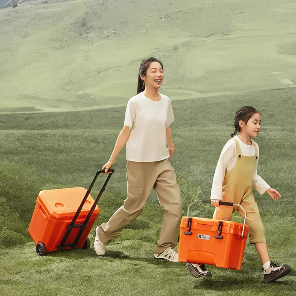 Mobi Garden Wheeled Cooler Box